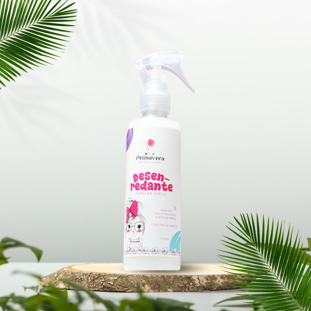 Girls Hair Detangler with Keratin, Jojoba Oil, Argan Oil. For all hair types.